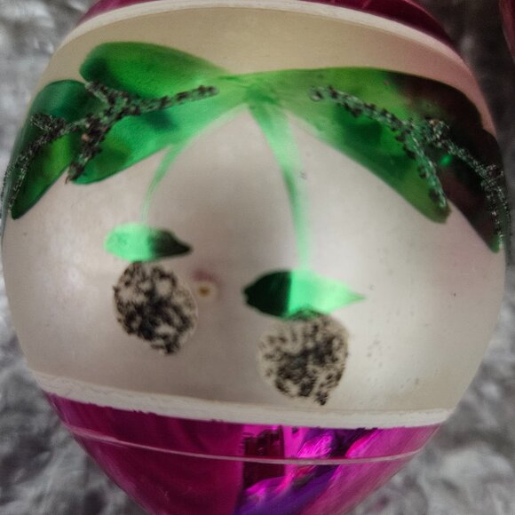 1940s-1950s Painted Glass Christmas Ornaments - Set of 4 - Picture 12 of 15